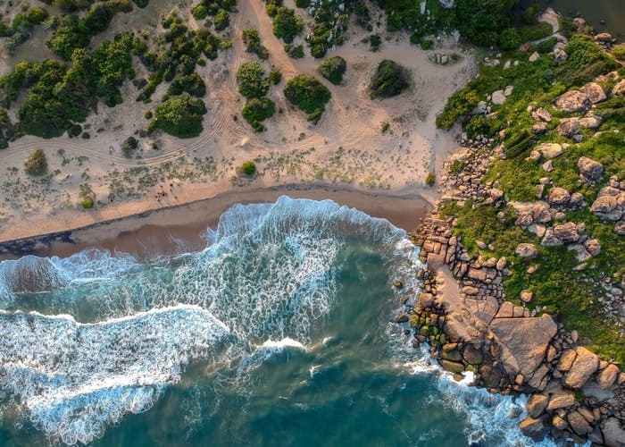 Overview Of Sri Lanka Beach