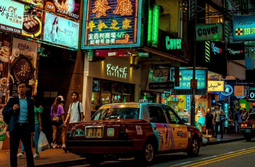Must Visit Places In Hong Kong