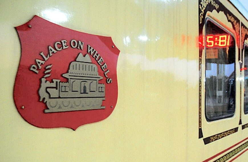 Palace On Wheels