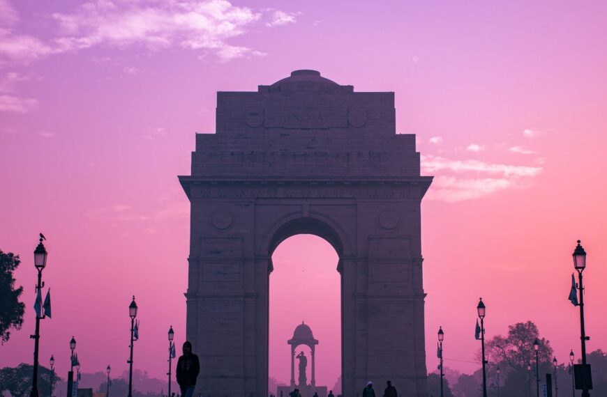Delhi With Friends